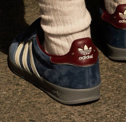 Gazelle Indoor Crew Navy Burgundy